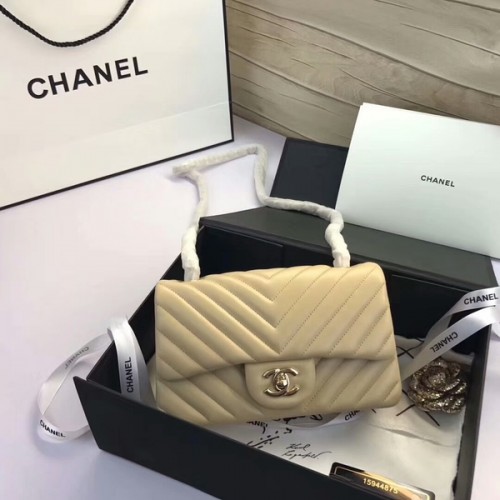 Чанти Chanel Classic с капак, камила, оригинална овча кожа, 1116 злато