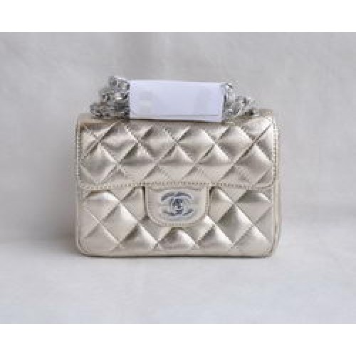 Чанта Chanel Classic от светлозлатиста агнешка кожа с верижка и капак 1115