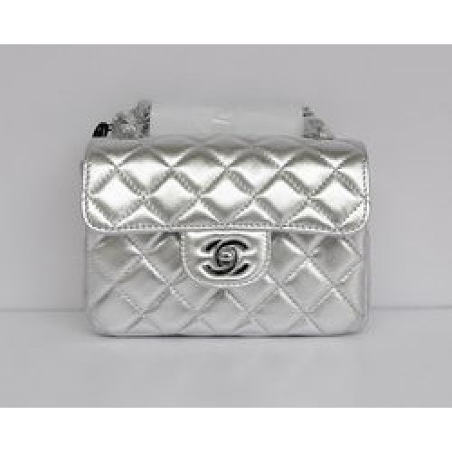 Чанта Chanel Classic Light Silver от агнешка кожа със сребърна верижка и капак 1115