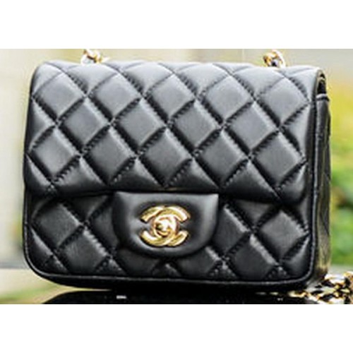 Чанта Chanel Classic MINI с капак, черна, овча кожа A37585, златиста