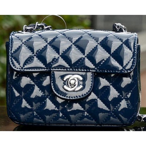 Чанта Chanel Classic MINI с капак, кралска лачена кожа A1115, сребриста
