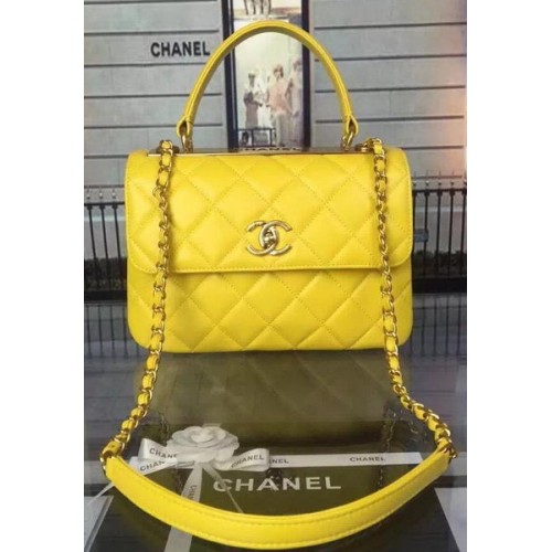 Чанта Chanel Classic Top Flap от оригинална овча кожа A92236 жълта