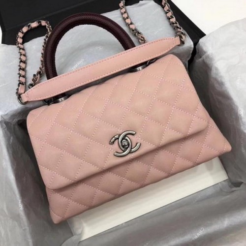 Класическа чанта Chanel с горна дръжка, розова, с шарка Cannage, A92290, червена