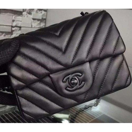 Чанта Chanel Classic mini с капак, черна, с овча кожа Chevron A68748, черна