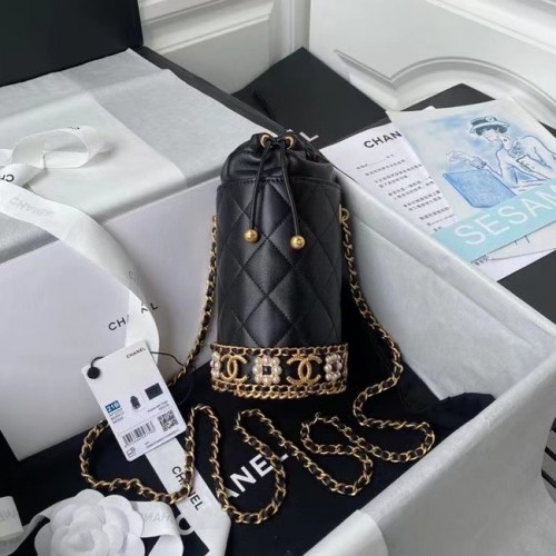 Чанта Chanel с връзки от агнешка кожа, златист метал, AP2257, черна