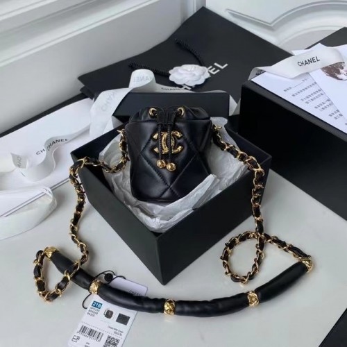 Чанта Chanel с връзки от агнешка кожа, златист метал, AP2330, черна