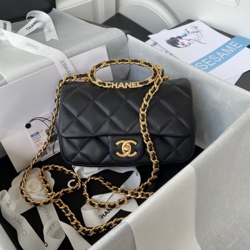 Чанта Chanel FLAP BAG от агнешка кожа в златист цвят, метал AS3451, черна