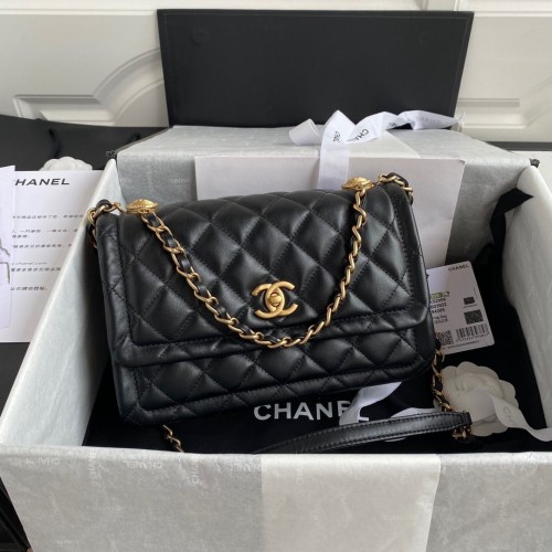 Чанта Chanel Flap от овча кожа, златист метал AP1737, черна
