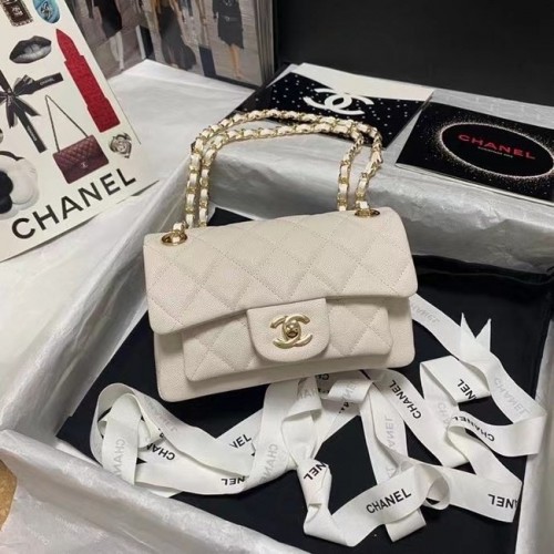Чанта през рамо Chanel Flap от телешка кожа AS9960 бяла