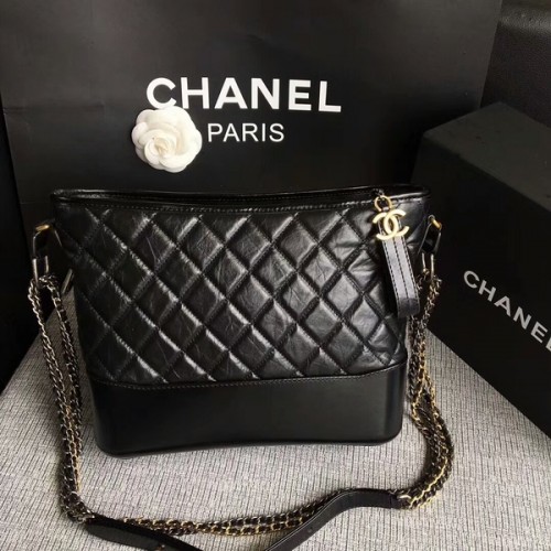 Чанта за през рамо Chanel Gabrielle оригинална от телешка кожа A93842 черна