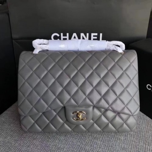 Chanel Maxi Quilted Classic Flap Bag сива овча кожа A58601 златна