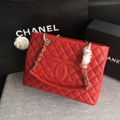 Голяма пазарска чанта Chanel LE Boy GST Red Cannage Pattern A50995 Silver