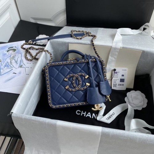 Козметична чанта Chanel Lambskin Crystal Calfskin в златист цвят 8817 тъмносиня