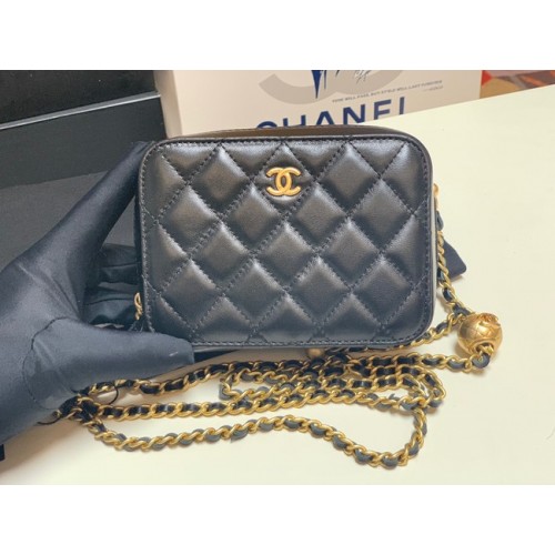 Чанта за фотоапарат Chanel от агнешка кожа AS2463 черна