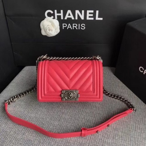 Чанта през рамо Chanel Le Boy Flap Original Caviar Leather P67085 с катарама от розово сребро