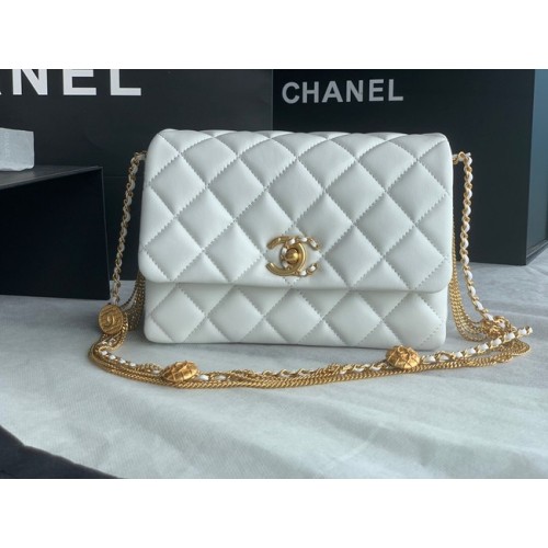 Chanel MINI FLAP BAG от агнешка кожа, златист метал AS3378, бяла
