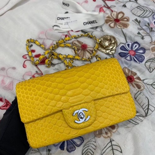 Чанта Chanel Mini Flap, оригинална, Python, златист метал, A69900, жълта