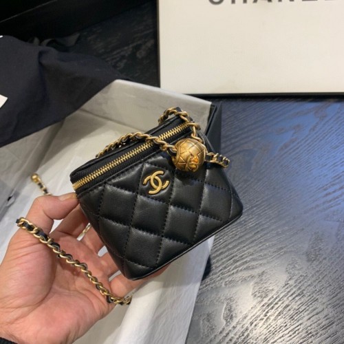 Chanel Original Small класическа дамска чанта с верижка AP1447 черна