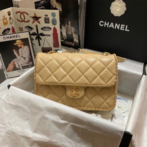 МАЛКА ЧАНТА С КЛАПАН Chanel AS1672 цвят кайсия