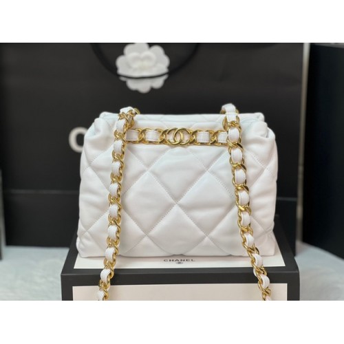 МАЛКА ПАЗАРСКА ЧАНТА Chanel AS3502 БЯЛА
