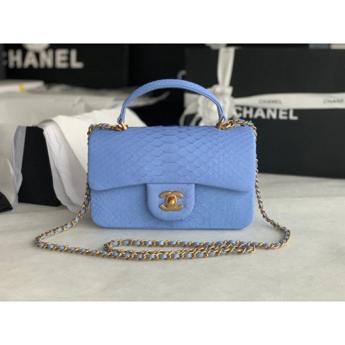 Мини чанта Chanel от змийска кожа с капак и горна дръжка AS2431 синя