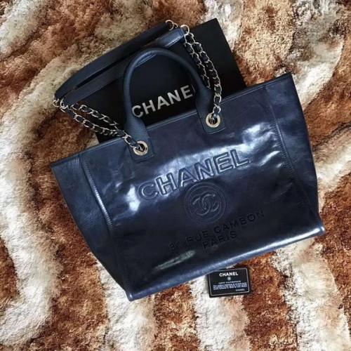 Пазарска чанта Chanel Tote оригинална кожена A68046 синя