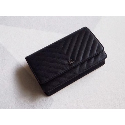 Чанта Chanel V mini Flap, черна, с шеврон, с шарка Cannage, A33814V, сребриста