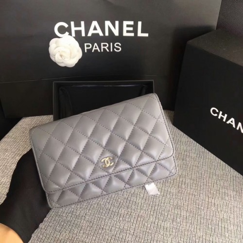 Чанта Chanel WOC Flap, сива, оригинална, от овча кожа, 33814, сребриста
