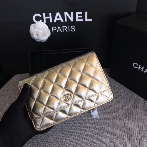 Чанта Chanel WOC Flap от оригинална овча кожа 33814A, сребриста