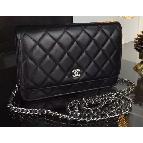Chanel WOC мини чанта с капак, черна, овча кожа A5373, сребриста