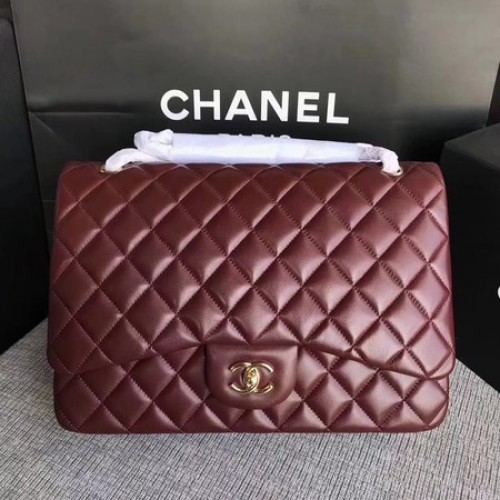 Chanel Maxi Quilted Classic Panel Чанта с капак, цвят овча кожа, цвят вино A58601, златисто
