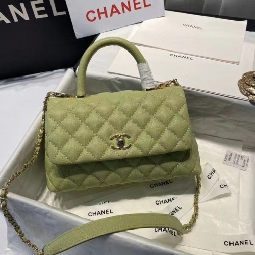Мини чанта Chanel Coco с капак и горна дръжка A92995 в цвят авокадо