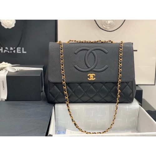 Чанта Chanel с капак от зърнеста телешка кожа в златист цвят, метал A92233, черна