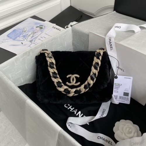 Чанта Chanel с капак, овча кожа, стразова златиста метална AS2240, черна