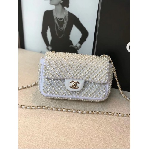Чанта Chanel с капак и перлена чанта A1116 бяла