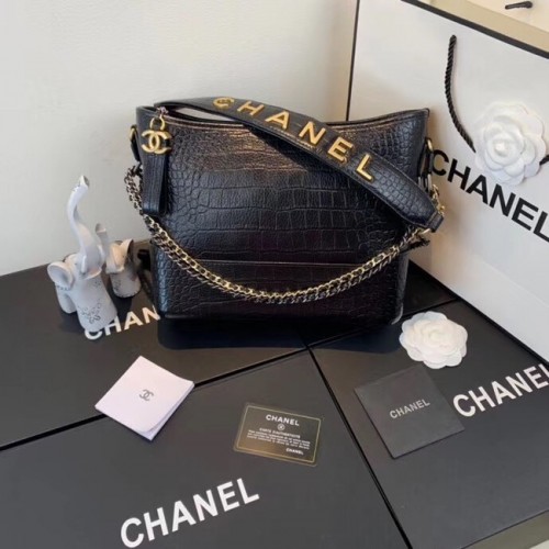 Чанта хобо Chanel Gabrielle A93824 черна