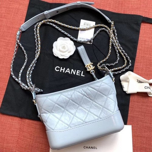 Малка чанта Chanel Gabrielle Hobo A91810 светло синя