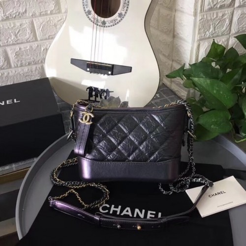 Малка чанта Chanel Gabrielle Hobo B91810 светлочерна