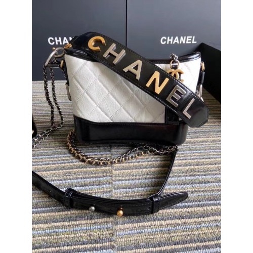 Малка чанта Chanel Gabrielle Hobo S0865 бяло и черно