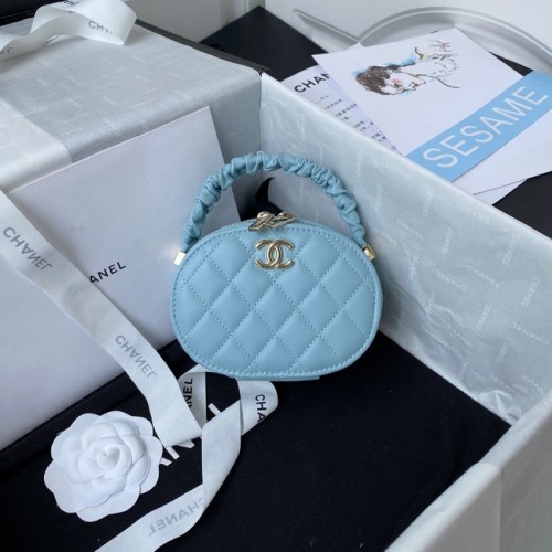 Чанта Chanel от агнешка кожа с горна дръжка AP27301 синя