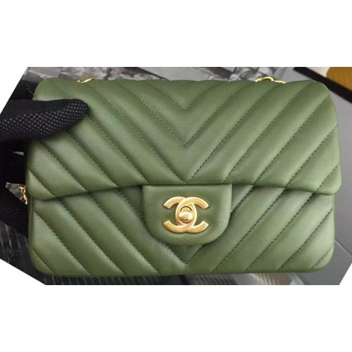 Мини чанта Chanel Classic Flap, зелена, оригинална, овча кожа Chevron, CHA5500, златна