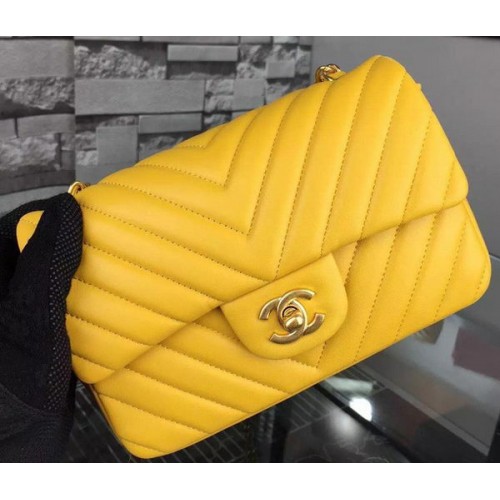 Мини чанта Chanel Classic Flap, жълта, оригинална, овча кожа Chevron, CHA5500, златна