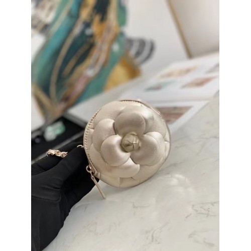 Мини чанта през рамо Chanel от оригинална кожа 82121 светло златисто