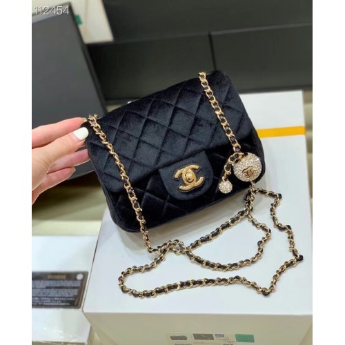 Мини чанта Chanel с кадифени стразови метални елементи в златист цвят AS1786 черна