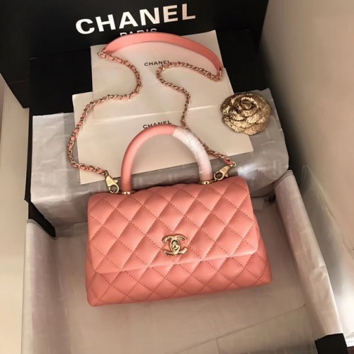 Оригинална чанта Chanel Caviar от кожа с капак и горна дръжка A92290, розово-златист метал