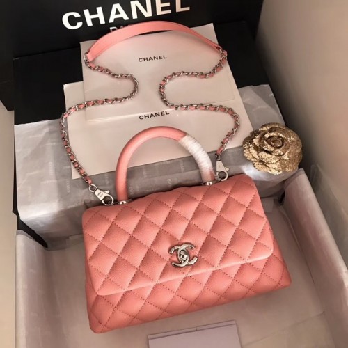 Оригинална чанта Chanel Caviar от кожа с капак и горна дръжка A92290, розово и сребристо-метал