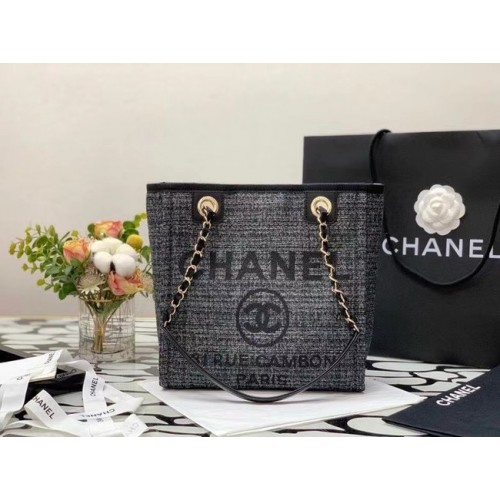 Малка пазарска чанта Chanel A66940 черна