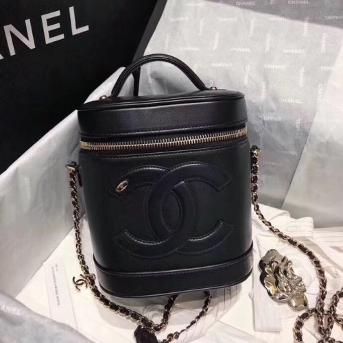 Несесер за тоалетка Chanel от агнешка кожа, златист метал AS0323, черен