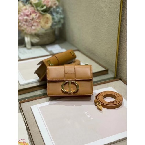 Чанта DIOR 30 MONTAIGNE от телешка кожа мини M9204U кафява