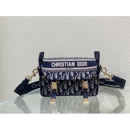 Чанта DIOR BOBBY BAG с бродерия C0803 тъмносиня